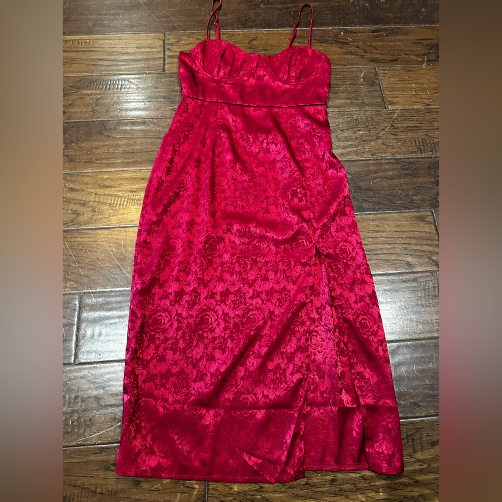 Princess Polly Deep Diva Red Silky Midi Dress Size 4‎